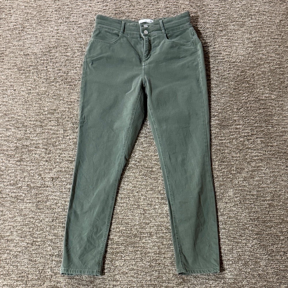 Stylish Green High-Waisted Pants